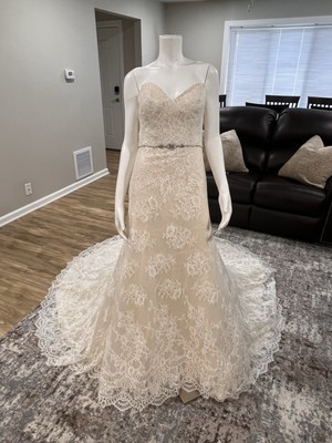 Size 16 Kenneth Winston PRIVATE LABEL BY G BRIDAL DESIGN HOUSE GOWN - $247.50