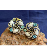 Vtg Lisner Baby Tooth Pearl Earrings Fashion Jewelry Rhinestone Screwback - £46.89 GBP