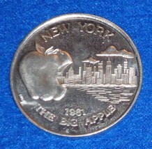 The Big Apple Authentic New Orl EAN S Mardi Gras Doubloon Token New York Skyline - £3.13 GBP