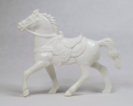 Lido Horse &amp; Saddle White Figure Vintage 1950s Soft Plastic Robin Hood ACW 04083 - £7.64 GBP
