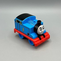 Thomas &amp; Friends 3.5&quot; Plastic Thomas Engine Push Toy 2016 Gullane Mattel - £5.44 GBP