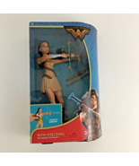 Wonder Woman Bow Wielding Action Figure Doll Launch Arrow New Mattel 201... - £31.52 GBP