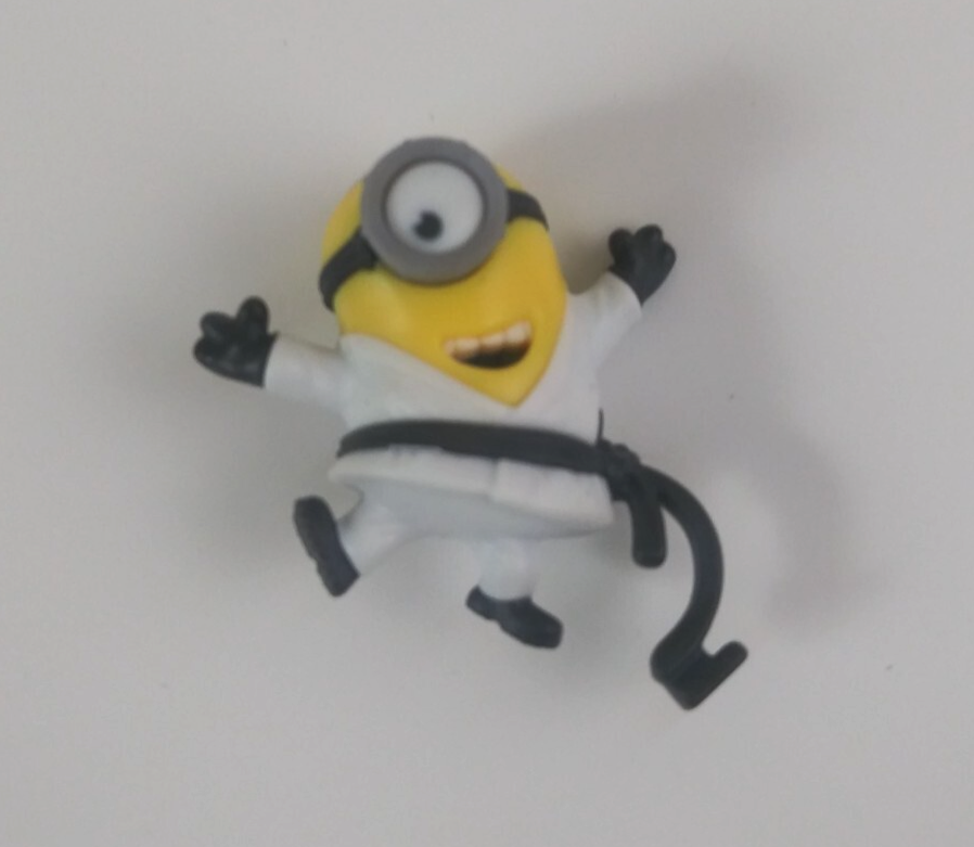 Kinder Surprise Despicable Me Kung Fu Stuart Collectible Toy Figure - $4.84