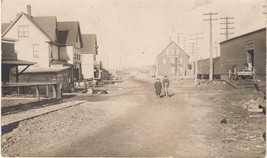 ~1910 Photo Post Card: Brownville Junction, Maine - 2 kids on unpaved st... - £18.69 GBP
