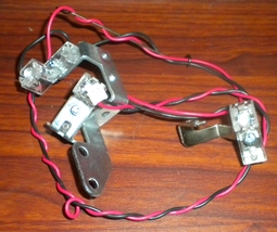 Singer 160 Anniversary 3 LED Lights w/Covers & Brackets Wired To Quick Connect - $15.00