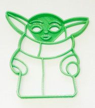 Baby Yoda Adorable Green Space Child Star Wars Cookie Cutter USA PR3321 - £3.17 GBP