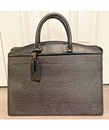 Authentic Louis Vuitton Epi Riviera M48182 Leather Shoulder Bag (Black/G... - $15,053.76 MXN