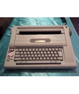 Smith Corona Word Processor Typewriter Model NA3HH - $4,043.28 MXN