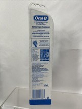 Oral-B Pro-Health Clinical Superior Healthy Gum Battery Powered Toothbrush - £11.70 GBP