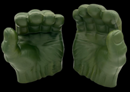 Marvel Hasbro Avengers 2015 Incredible Hulk Hands Open Grip Green Foam Gloves - £16.73 GBP