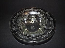 Stunning Large Footed Console Bowl Center Bowl Wheel Cut Designs Beautiful ! - £9.05 GBP
