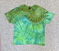 NEW Gildan Men’s Lime Green Teal Spiral Ice Tie Dye Short Sleeve Shirt 2XL - €17,72 EUR NEW Gildan Men’s Lime Green Teal Spiral Ice Tie Dye Short Sleeve Shirt 2XL - €17,72 EUR