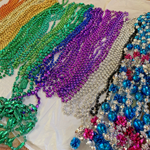51 St Patricks Day Mardi Gras Plastic Bead Necklaces Miller Lite Leprechaun - £11.68 GBP