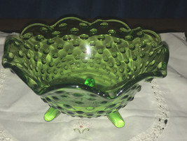 Vintage Emerald Green Candy Dish 5.5” W X 3”H, 3 Legged, Ruffle Edge Bow... - $12.19