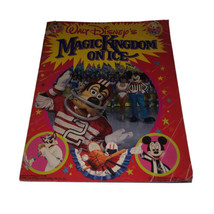 Walt Disney Magic Kingdom On Ice Vintage Magazine - $154.33 MXN