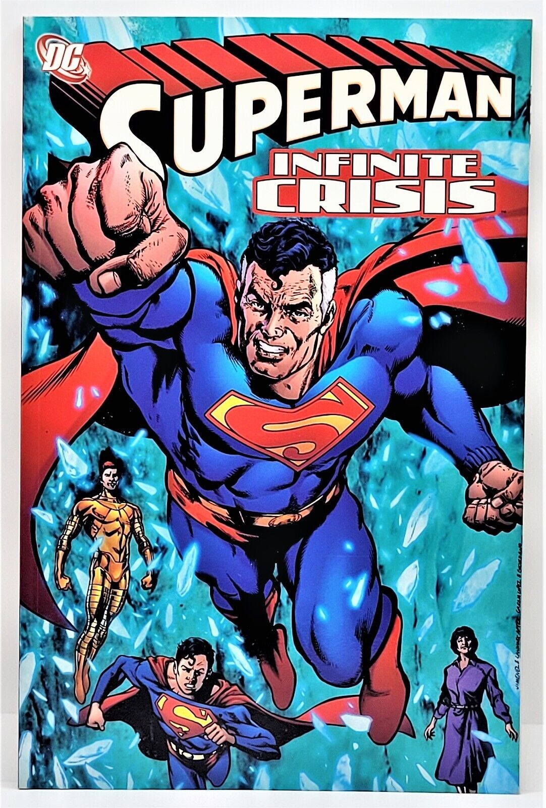 Primary image for Superman: Infinite Crisis Graphic Novel Published By DC Comics - CO3