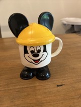 Walt Disney Productions Vintage Mickey Mouse Plastic Sippy Cup Mug with Lid - £7.50 GBP