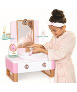 Disney Princess Deluxe Day Spa Playset with Steamer &amp; 20+ Skincare Pieces - $60.07 CAD