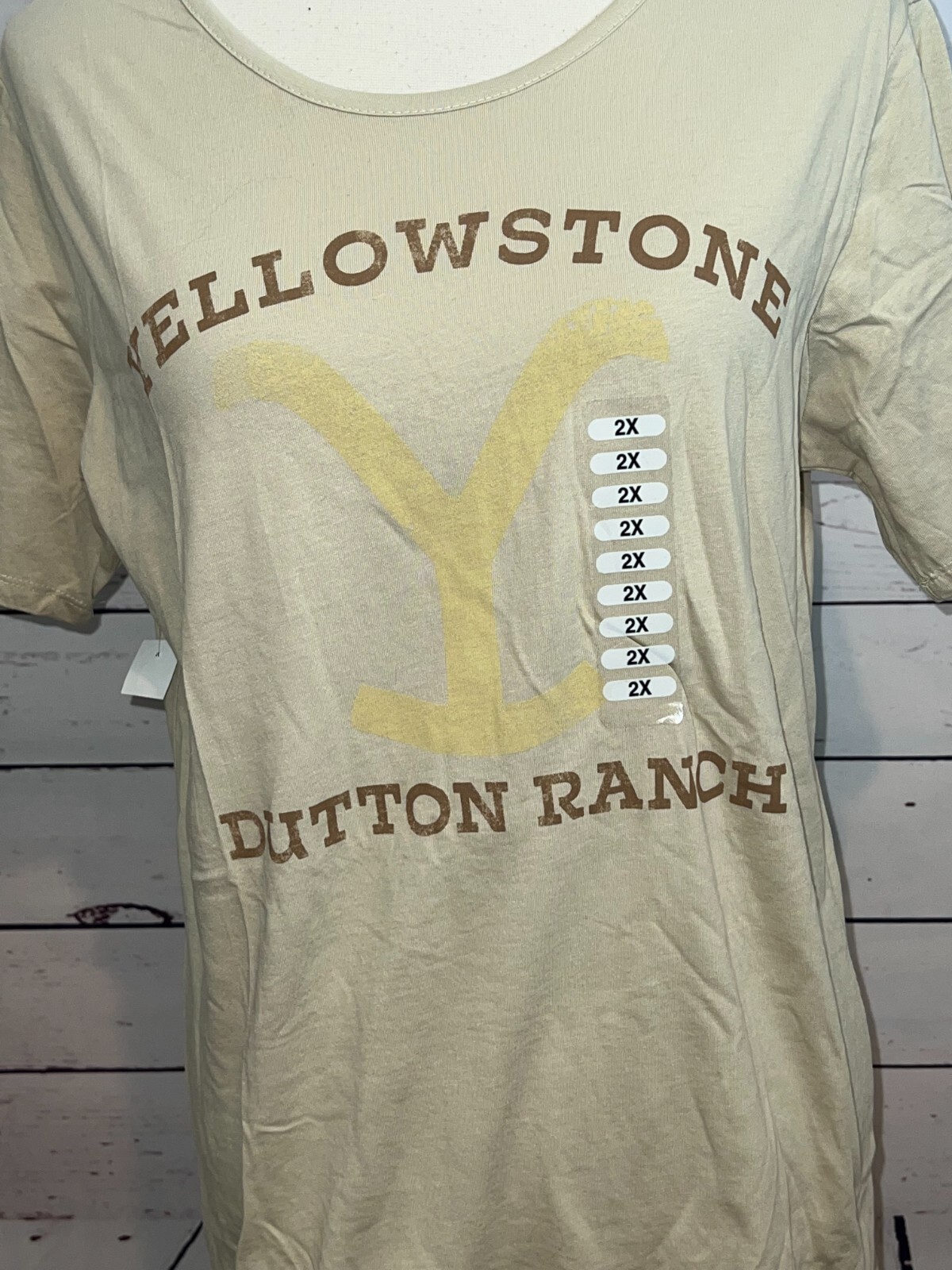 Yellowstone Tee Shirt 2XL T-Shirt Graphic TV Show Licensed XXL Paramount... - $16.23