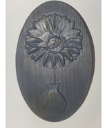 Handmade Carved Daisy Flower Wall Art Decor - $351.54 MXN