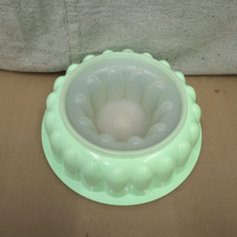 Vintage TUPPERWARE Mint Green Jello Mold Two Pieces 1201-3 1202-1 - £10.79 GBP