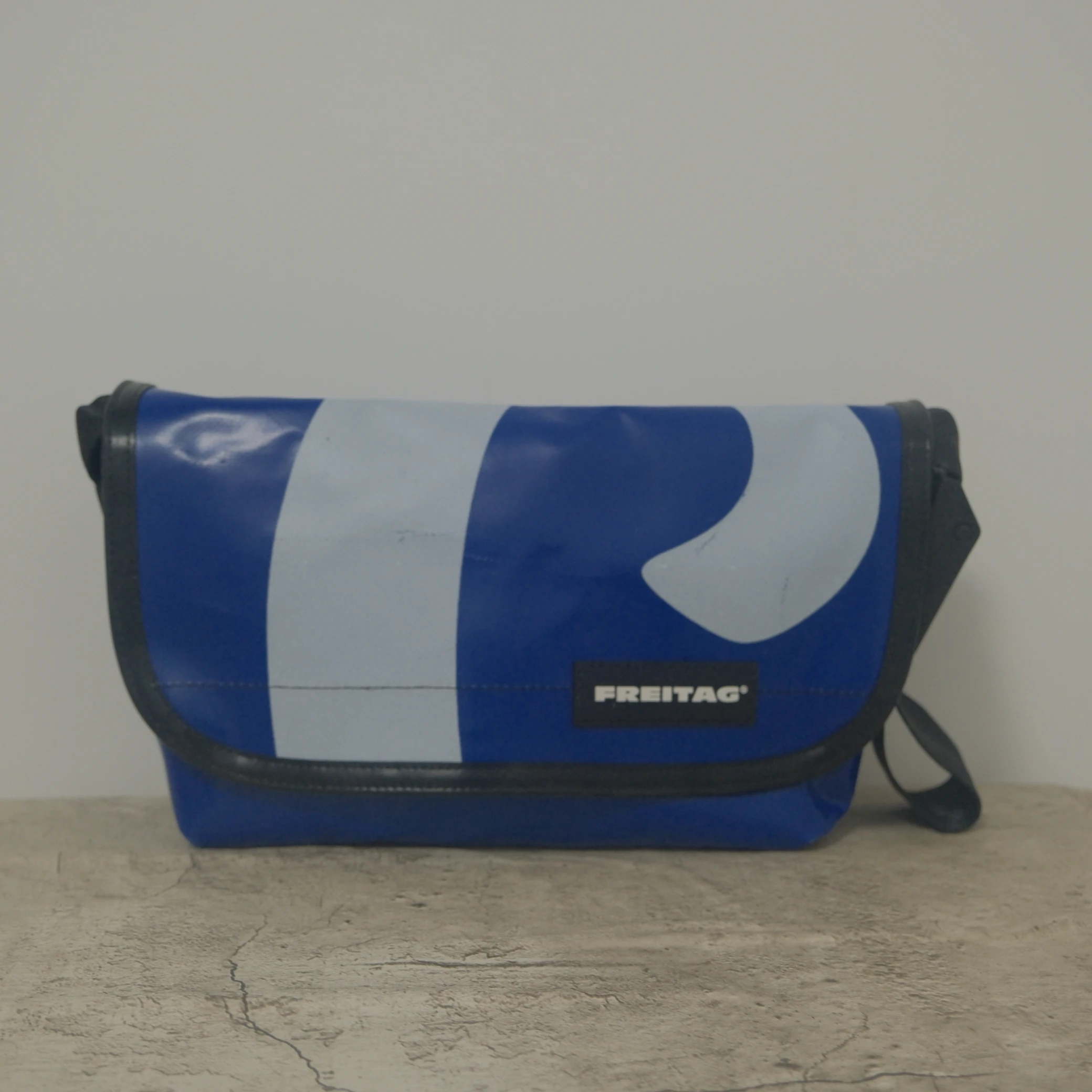 FREITAG F41 HAWAII FIVE-O Messenger Bag Single Shoulder Bag Crossbody Ba... - $191.87