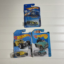 Hot Wheels Bone Shaker-Pedal Driver-Slider Lot Of Three Diecast - $9.88