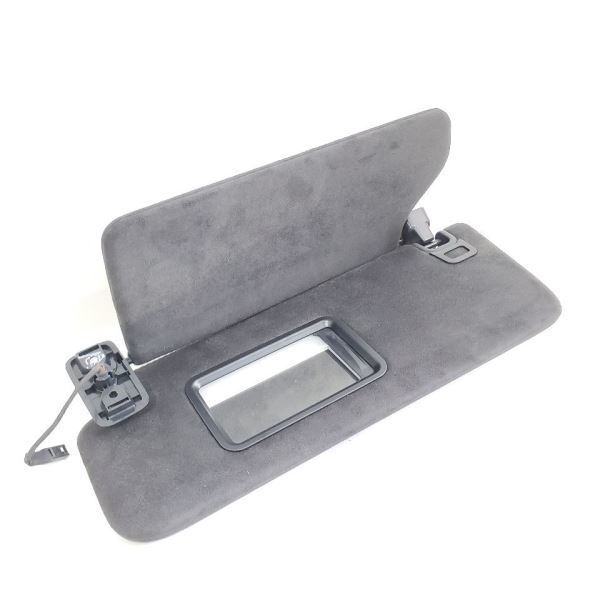 New Leather Trim Front Left Visor PN:lr040237 OEM 2013 Range Rover  - $49.01