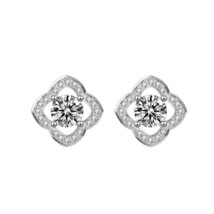 0.5CT Round Moissanite Four Leaf Clover 14k Gold Plated Silver Stud Earrings - £66.38 GBP