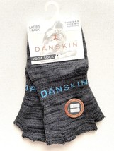 Danskin Women&#39;s Yoga Sock Grey - £55.36 GBP