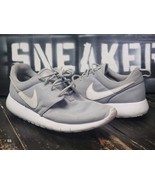 Pre-Owned Nike Roshe Run Gray/White Running Shoes Big Kid 7y Women 8.5 - $38.36 CAD