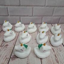Lot Of 11-White Horse Unicorn   Rubber Duck 2&quot; Curly Teal Mane Duckie Du... - €12,39 EUR