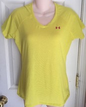 Under Armour Yellow Semi-Fitted V Neck T Shirt W/ Pink Logo Women&#39;s S - £7.90 GBP