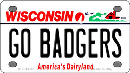 Go Badgers Wisconsin Novelty Mini Metal License Plate Tag - £11.75 GBP