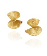 Authenticity Guarantee

Tiffany &amp; Co. 18k Yellow Gold Vintage Ruffle Ear... - $4,195.66 CAD