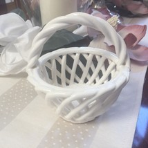 * Vintage White Ceramic Small Weaved Lattice Garden Style Basket - $17.00