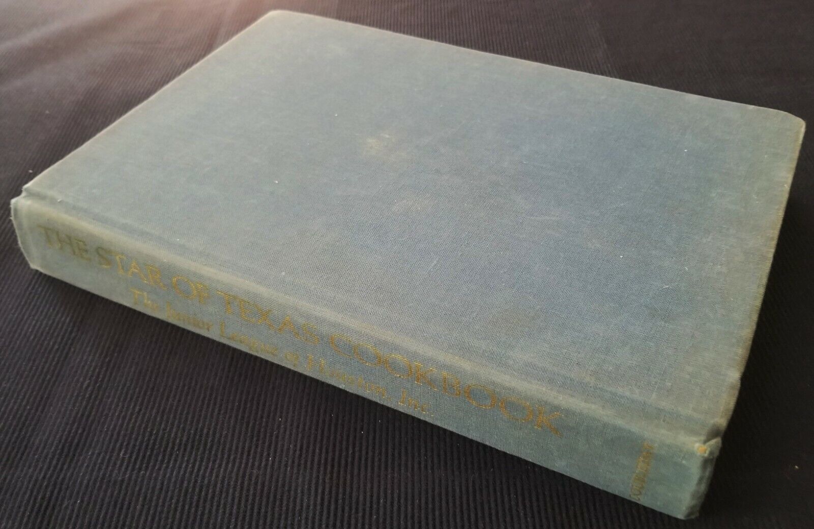 The Star of Texas Cookbook by Junior League of Houston Inc. 1983 Hardcover - $3.95