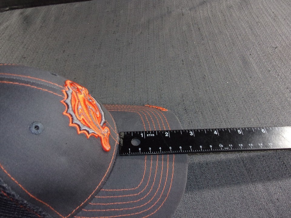 NFL NEW ERA GRAY SMALL-MEDIUM MIAMI DOLPHINS SPORTS 39 FIFTY CAP Item image 9