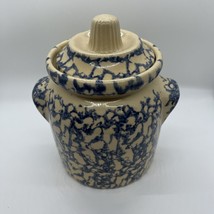 VINTAGE 1 Qt BLUE &amp; WHITE STONEWARE Canister ROBINSON RANSBOTTOM Lovely Lid - $37.72