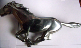 Vintage OEM Ford Mustang horse grill emblem Part No. D5ZB-8216-AB - £15.82 GBP