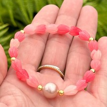 95A. Edison Freshwater Pea &amp; Pink Pikake Shell Handmade bracelet - £51.28 GBP