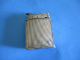 Vintage Evans Fuel Lighter U. S. Pat. 1 Side Lined 1 Smooth Could be Ini... - $306.32 MXN