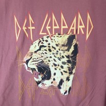 Def Leppard Shirt mens XL Rock Band Maroon T Shirt Short Sleeve - £14.97 GBP