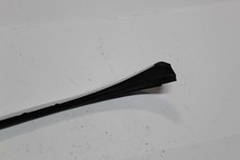 2007-2011 BMW E90 335i FRONT WINDSHIELD MOULDING K7238 image 6
