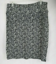 LuLaRoe Cassie Pencil Skirt With Black &amp; White Design Size 3XL - £8.42 GBP