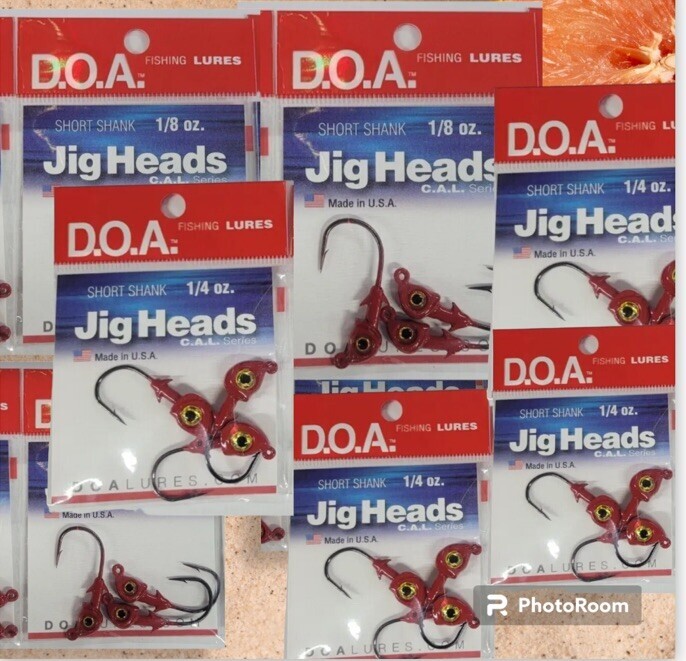 D.O.A. SHORT SHANK JIGS HEADS 1/4 Oz , 1/8 oz pick doa - $8.99+