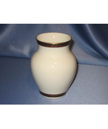 Bud Vase with a Monroe Pattern by Lenox. - £22.01 GBP