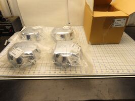 GM 84465270 Hub Center Cap GMC 7&quot; Chrome Set of 4 Factory Sealed General... - $3,059.98 MXN