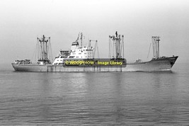 mc1431 - East German Cargo Ship - Lieselotte Herrmann , built 1965 - photo 6x4 - £2.19 GBP