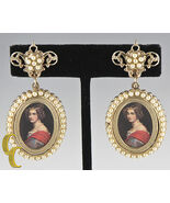 Vintage Gold Tone Screwback Non-Pierced &quot;Photo Brooch&quot; Earrings Great Gift - $12,203.23 MXN